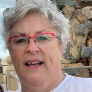 Meet your Posher, Marta